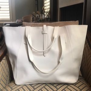 Saks Fifth Ave White/cream perfect summer tote